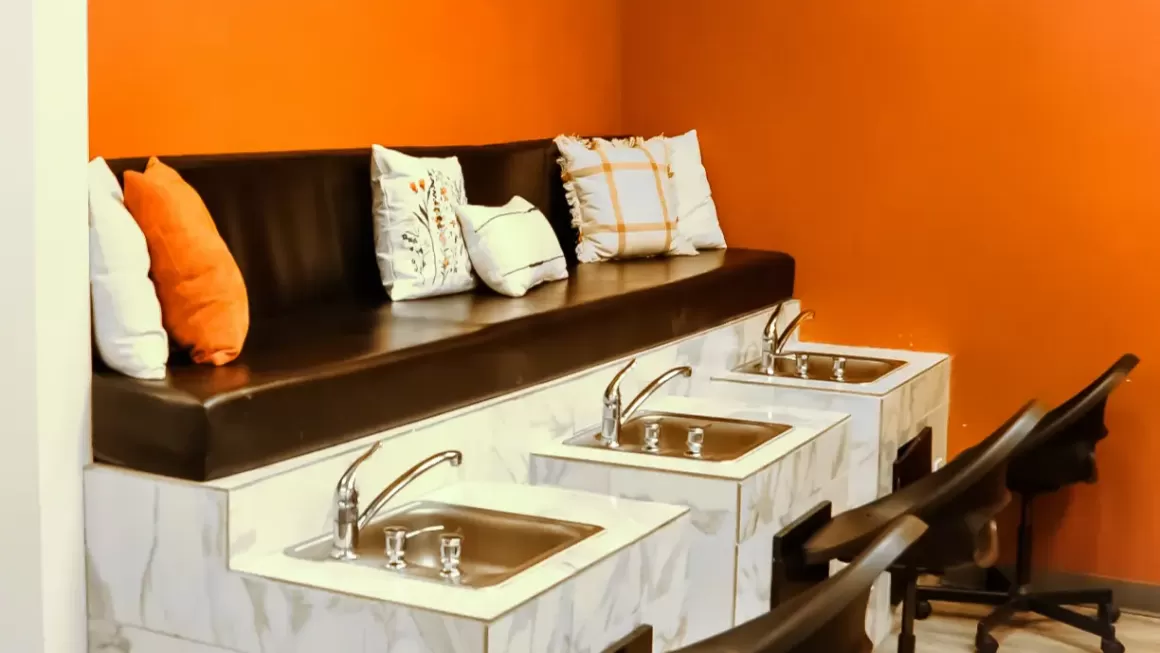 The Keratin Barber College